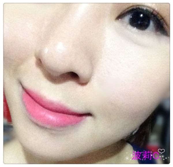 擦出韓式唇妝