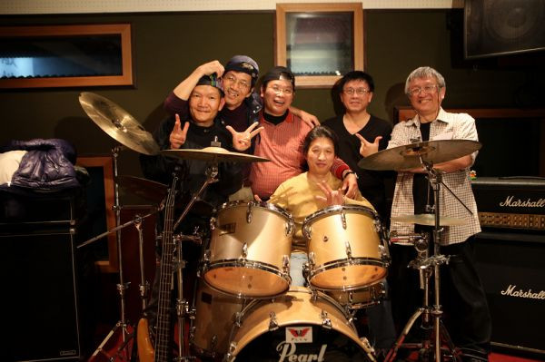 《一首搖滾上月球》罕爸們的情感宣洩