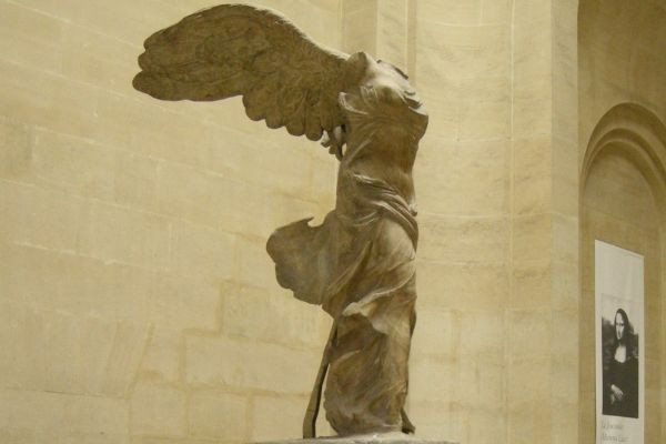 羅浮三寶：薩莫特拉斯的勝利女神