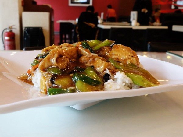 屠豚殺鯊　殘忍又不必