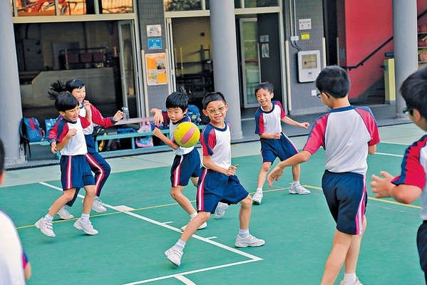 日台傳入閃避球 考反應訓練紀律  