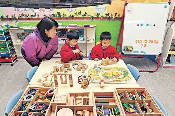 引入韓國幼兒教具 玩遊戲學數理邏輯  