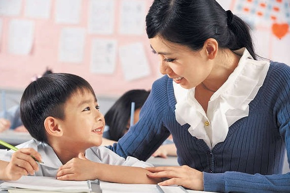 生活情景學中文 多認字少默寫