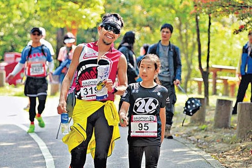 長跑父女 路上找到共通話題