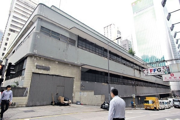 不發展的代價 港人都要找數