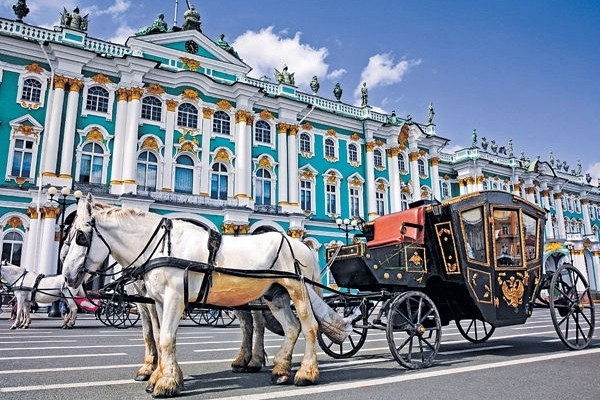 $9800 聖彼得堡古蹟遊 沙皇劇院看《天鵝湖》