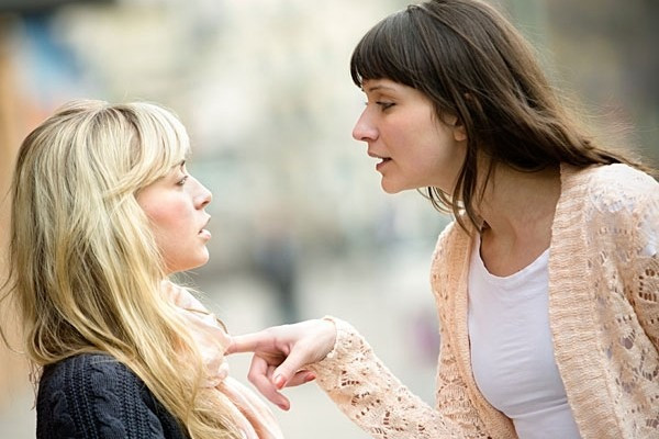 返工遇到好同事係bonus？變朋友隨時亂過世界大戰