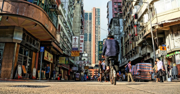 夏主任一席話，港府領導班子頭都大埋