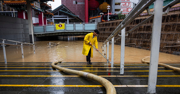 風災、雨災、官災