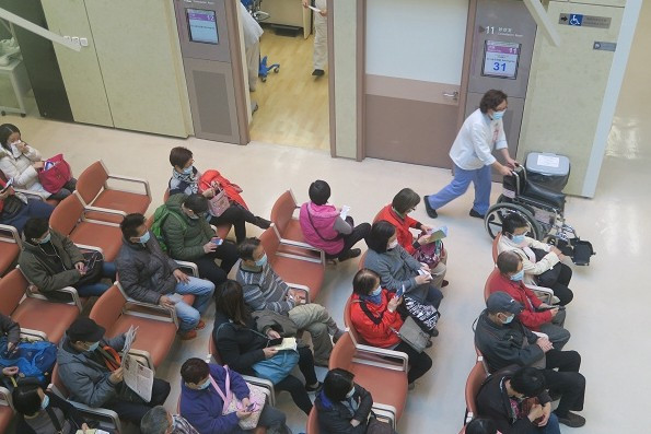 香港老齡化 北上安老、治病可行嗎？ 