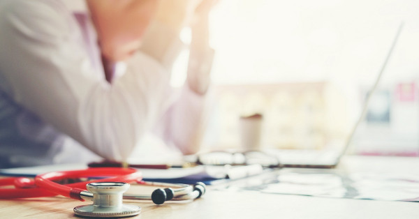 醫生的倦怠誰來治？