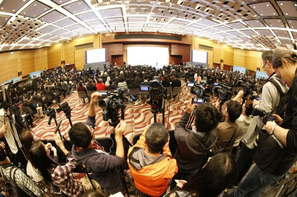 【特首選戰】泛民杯葛分享會 林鄭被質疑修補能力 避談不為麥齊光寫信因由 