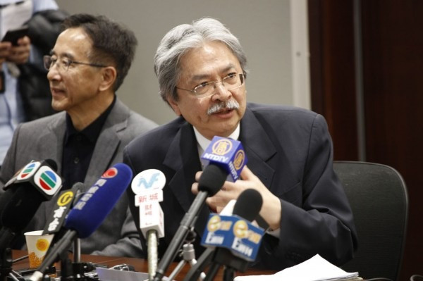 【特首選戰】傳王光亞南下見政界 稱中央最不支持曾俊華 泛民批干預