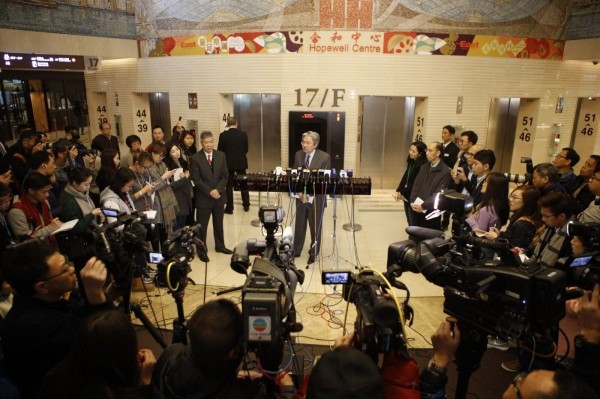 【特首選戰】曾俊華指提名正在核實 泛民選委指曾已取得150票