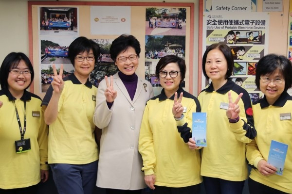 【特首選戰】林鄭探訪職業女性 倡釋放婦女工作潛能
