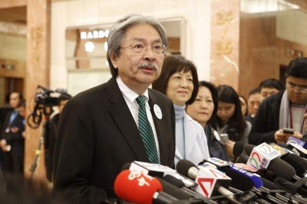 【特首選戰】曾俊華：「做得唔開心」為辭職原因之一 對手鐵票「都可以熔」