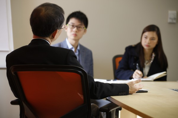 【專訪】曾鈺成回應「薯片幕後軍師」傳聞 首爆英美領事撐「袋住先」(附短片)