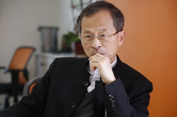 【專訪】曾鈺成自揭半年前真心想參選 避談今屆特首有否「欽點」(附短片)