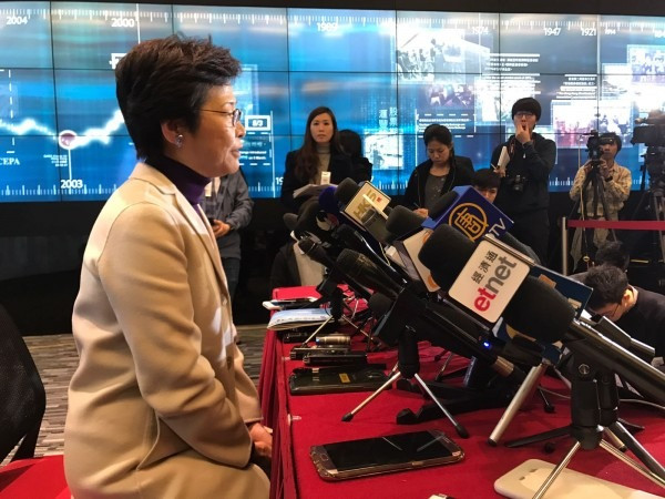 【特首選戰】林鄭解畫「辭職論」指無關個人民望 曾俊華批「相當消極」