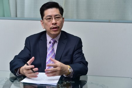 【專訪】蔡思聰：候選人未確定助本地券商 得葉劉最肯定