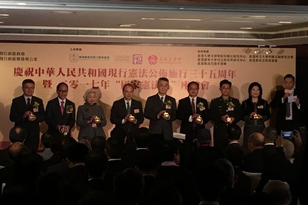 如何記住「憲法」？一於「染紅」日曆多日假！