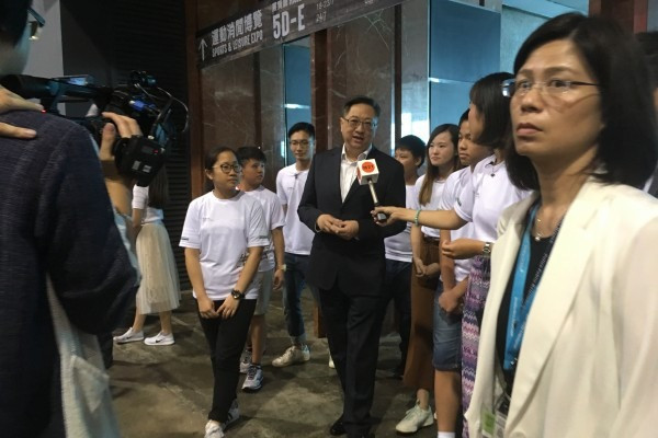 盧偉聰入警隊全因細個鍾意做班長