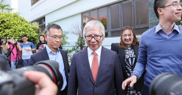 郭炳江今出冊 派定早餐俾記者好識做