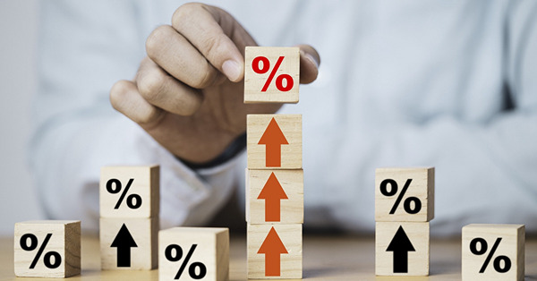 評估美國息率升跌之間的博弈