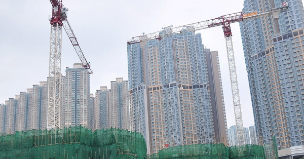 劣質樓盤也搶，樓市想跌都難