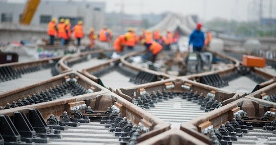 【FOCUS】LPR未降有深意 谷基建還靠內銀