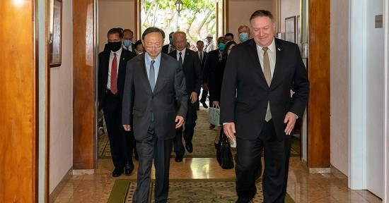 【FOCUS】侵侵政經腹背受敵　博連任勢絕地反擊
