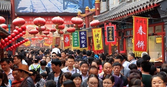 【FOCUS】消費連連遜預期　「需求側改革」當其時