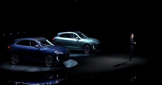 【FOCUS】鴻蒙汽車驚艷亮相　造車業2028年迎轉折點？