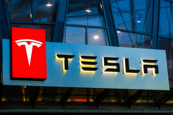 《Make Money》你要買Tesla股票的三個理由