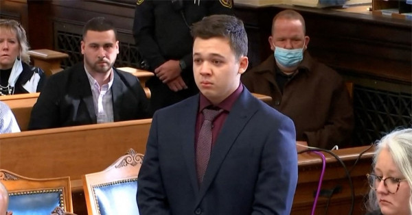 「過濾的」新聞分化美國民意