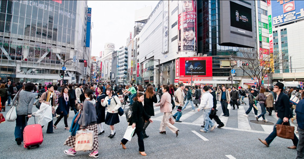 日本應對人口萎縮只能靠移民？