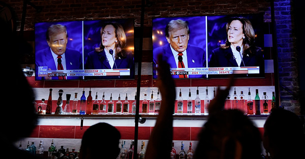 美國大選 | 驚險而刺激的總統選舉，平庸和走題的電視辯論