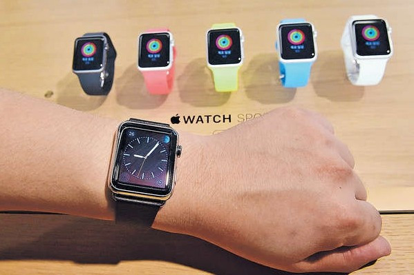 Apple Watch 滯銷 名錶品牌反撲