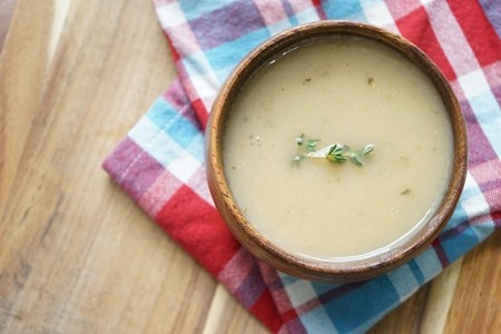 抗癌、降糖、消炎…會施展魔術的洋蔥！ 焗蒜洋蔥薯仔濃湯