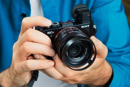 最強全片幅「傻瓜機」－－Sony RX1R II