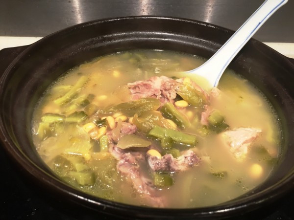 解毒降胃火 苦瓜鹹菜黃豆湯   