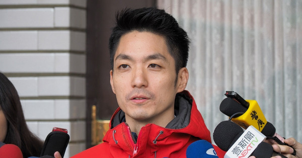 想當個真正超然中立，在政治上是自尋死路