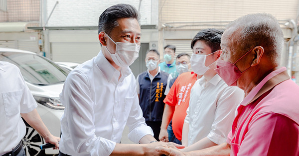 小英男孩「林治肩」