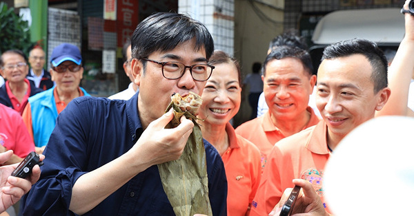 南北粽子戰爭，市長與總統候選人的抉擇