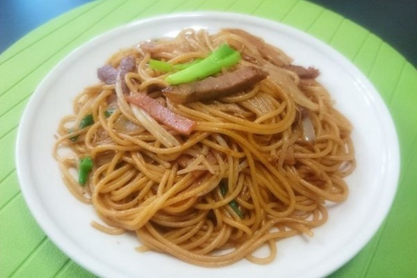 乾炒三絲意粉 