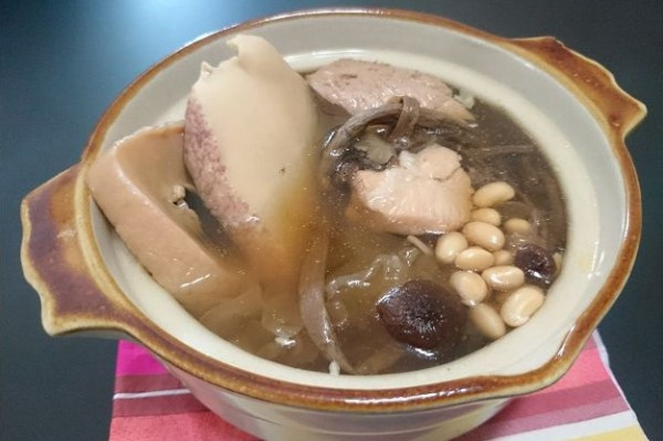 茶樹菇螺片湯