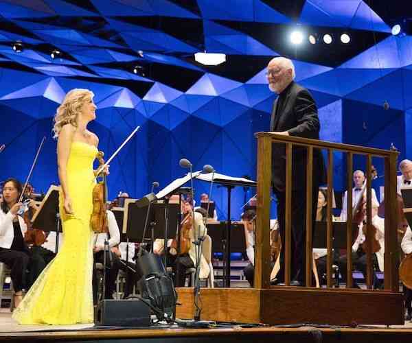 January Artcation:西九表演藝術節《剩女經濟》、香港街舞文化節劇場《痛流》、個展《You'll never walk alone》 January Artcation:西九表演藝術節《剩女經濟》、香港街舞文化節劇場《痛流》、個展《You'll never walk alone》