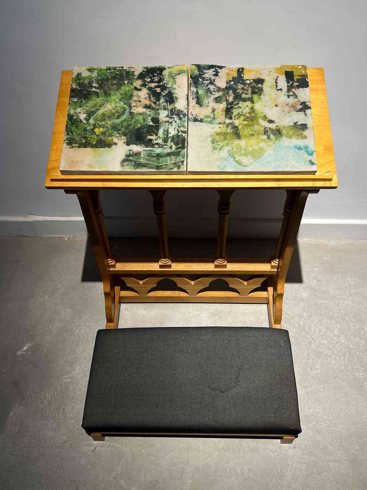 徐皓霖個展「倒睫」:規範之外的存在,如何撼動所謂的常規? 徐皓霖個展「倒睫」:規範之外的存在,如何撼動所謂的常規?