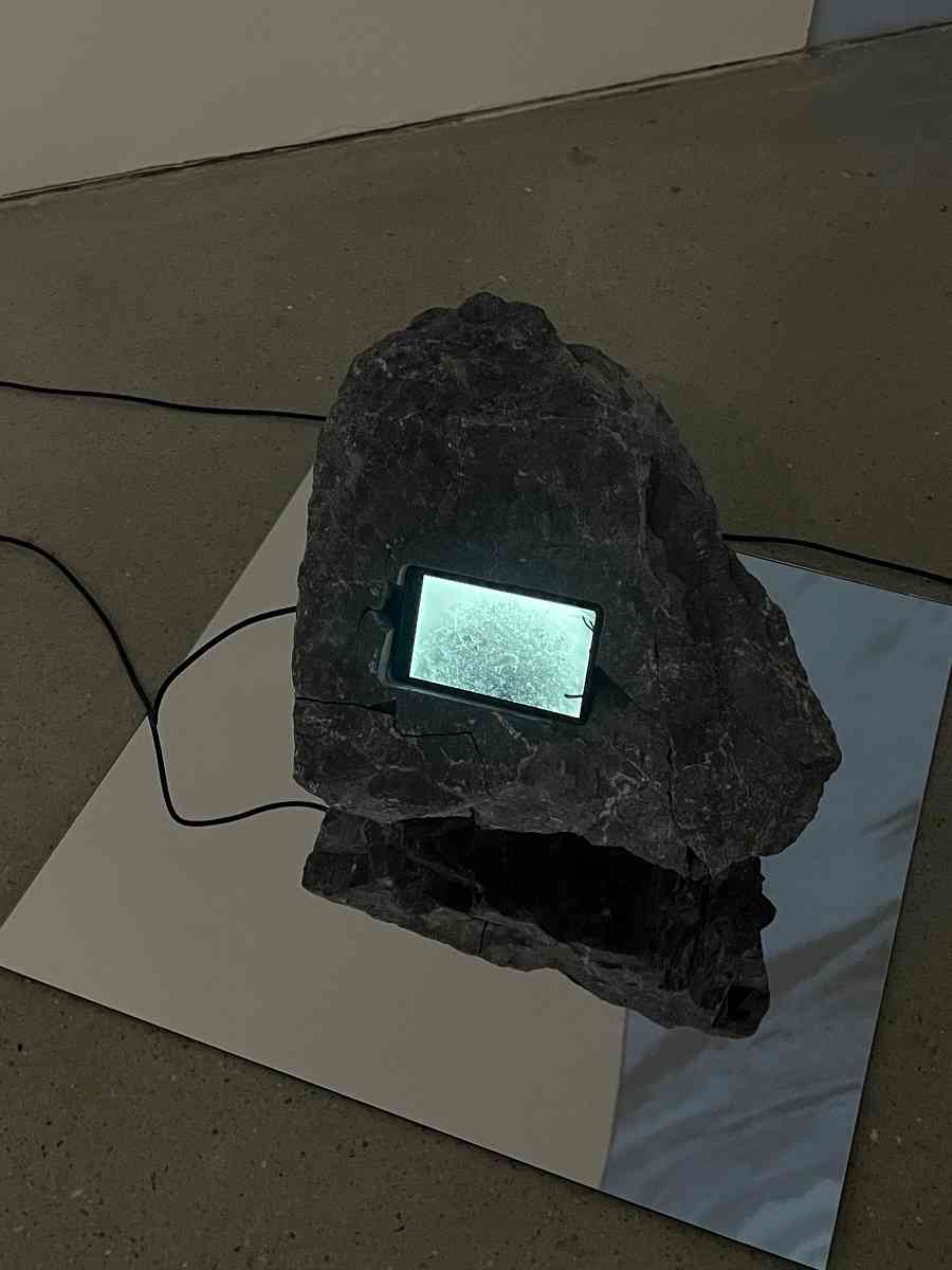 專訪策展人郭瑛:展覽「保持在線:全球供應」中的舊世界與新世界 專訪策展人郭瑛:展覽「保持在線:全球供應」中的舊世界與新世界