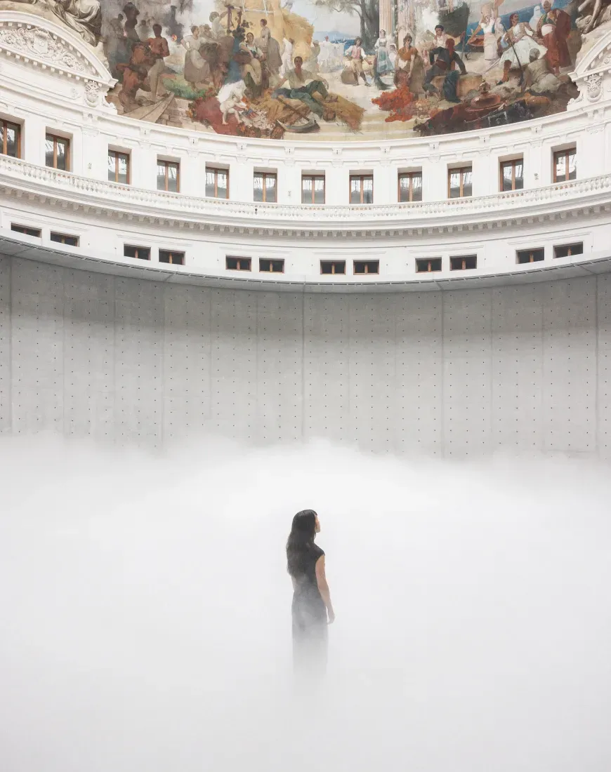 從巴黎的雲霧到丹麥的光影：中谷芙二子的《Cloud #07156》與 James Turrell 的《As Seen Below &ndash; The Dome》